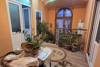 Casă cu 3 camere în Central - 2