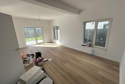 Duplex despartit prin spatiu tehnic - 1