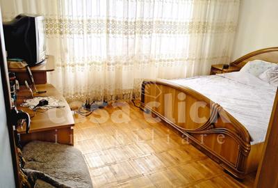 Apartament cu 3 camere decomandat în Micro 17 - 7