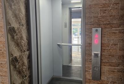 Apartament cu 2 camere decomandat în Decebal