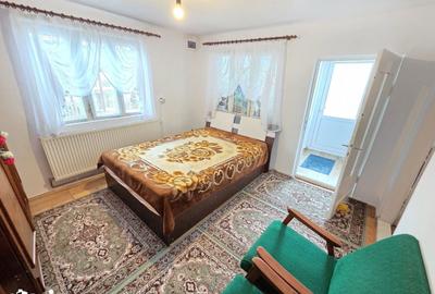 Casă cu 2 camere cu Teren 395 Mp în Șotânga - 6