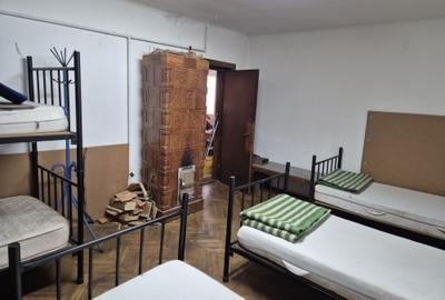 Casă cu 3 camere în Florești - 1