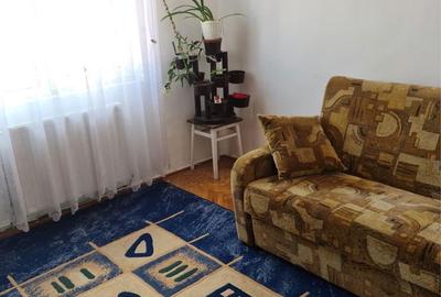 Apartament cu 4 camere decomandat în Central - 8