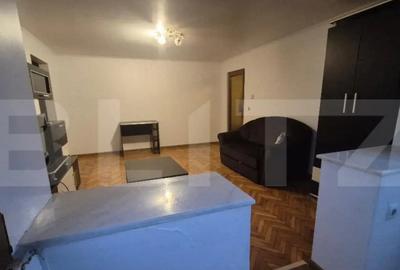 Apartament cu 2 camere semidecomandat în Micro 16 - 1