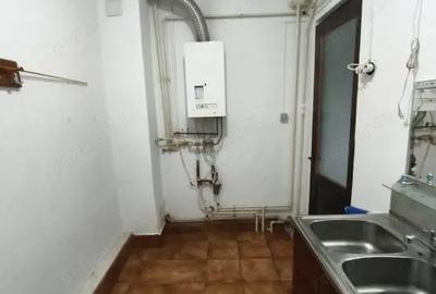 Casă cu 4 camere cu Canalizare în Domenii