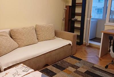 Garsonieră decomandată în Complex Studențesc - 1