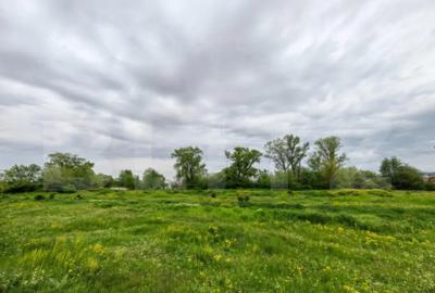 Teren de 6100 mp, în Central - 5