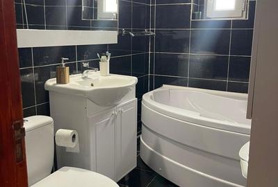 Apartament cu 3 camere semidecomandat în Central - 2