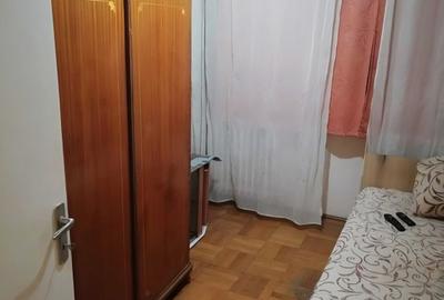 Apartament cu 3 camere semidecomandat, mobilat în Titan - 2