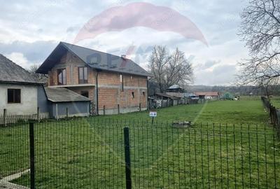 Teren de 1745 mp, în Crăciunești - 5