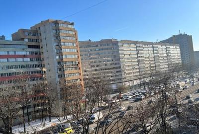 Obor-metrou, vanzare 2 camere decomandat, etaj 5, - 1