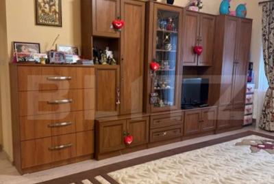 Apartament cu 2 camere decomandat în Pietroasa