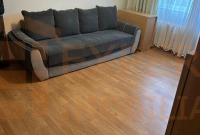 Apartament cu 2 camere semidecomandat, mobilat în Tomis Nord