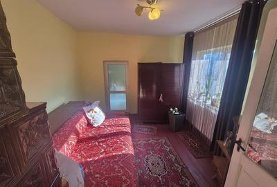 Casă individuală cu 2 camere cu Canalizare în Central - 3