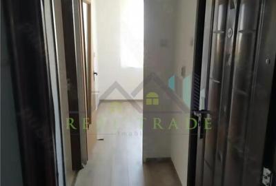 Garsoniera decomandata zona Astra - 1