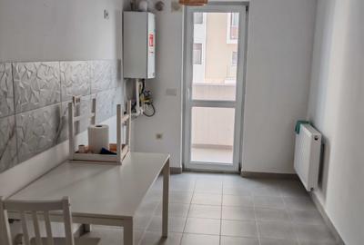 Apartament cu 2 camere decomandat în Central - 3