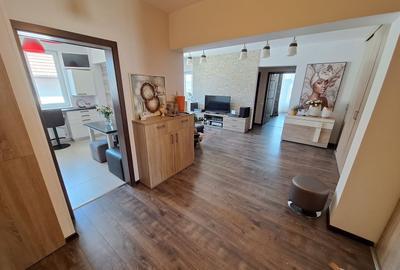 Apartament cu 3 camere semidecomandat, mobilat în Andrei Mureșanu - 3