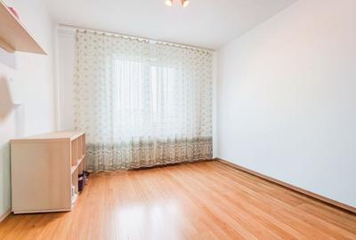 Apartament cu 3 camere decomandat, mobilat în Moinești - 7