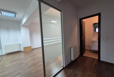 Apartament cu 5 camere decomandat în 1 Mai - 6