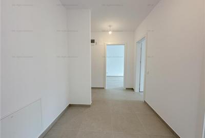 Apartament cu 2 camere decomandat în Tractorul - 3