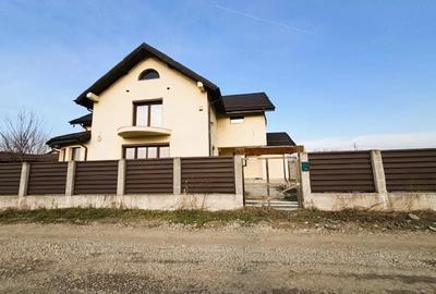 Casă cu Teren 915 Mp în Dranovățu - 16
