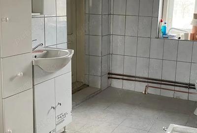 Inchiriez casa 3 camere . - 4