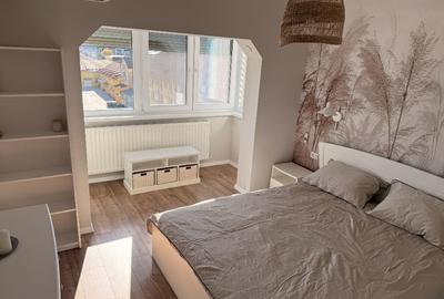 Apartament cu 2 camere decomandat, mobilat în Soarelui