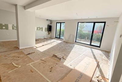 Apartament cu 5 camere decomandat în Băneasa