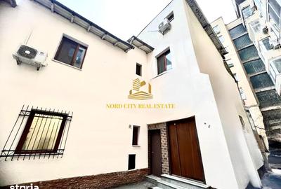 Casă cu 5 camere cu Teren 100 Mp în Romană