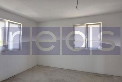 Casă cu 7 camere cu Canalizare în Crângu - 9