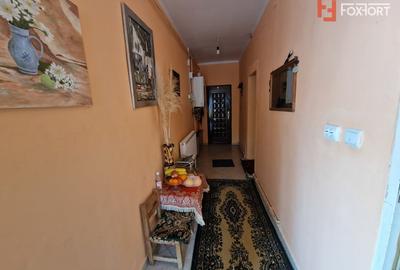 Casă individuală cu 4 camere cu Canalizare în Central - 15