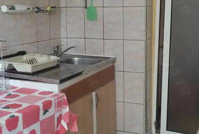 Apartament cu 2 camere decomandat în Micro 20 - 4