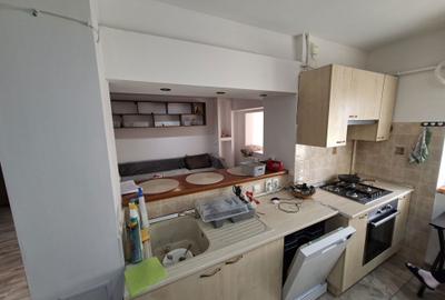 Apartament cu 3 camere decomandat în Exterior Vest - 4