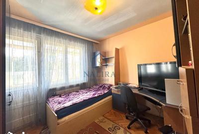 Apartament cu 3 camere decomandat în Săsar - 10