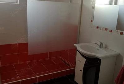 Vand apartament 2 camere si bucatarie separat - 5