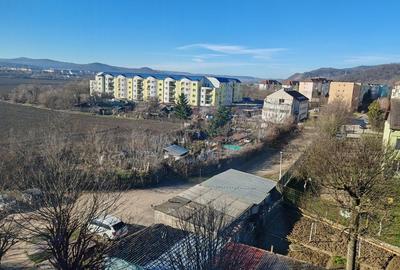 Apartament cu 3 camere decomandat în Exterior Vest - 4