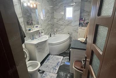 Apartament cu 3 camere decomandat în Central - 4