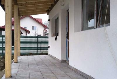 Casă cu 3 camere decomandat în Cornu - 5