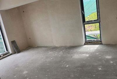 Apartament cu 2 camere decomandat în Obor - 4