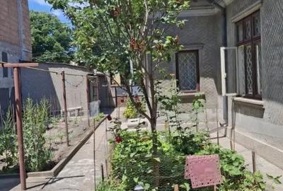 Casă cu 3 camere cu Teren 325 Mp în Casa de Cultură - 3