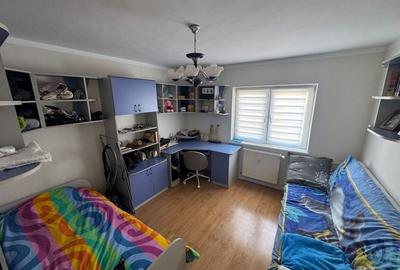 Apartament cu 2 camere decomandat în Nufărul - 3