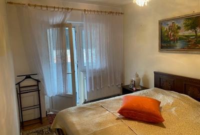 Apartament cu 3 camere decomandat, mobilat în Complex Studențesc - 11