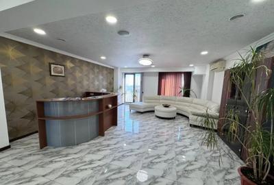 Apartament cu 5 camere decomandat în Km 4 - 11