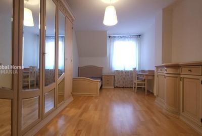 Duplex cu 10 camere cu Canalizare în Central - 23