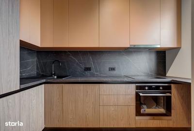 Apartament cu 3 camere, mobilat în Tei