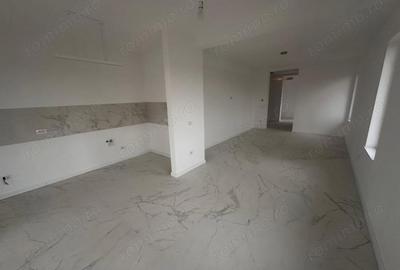 Casă cu 3 camere cu Teren 395 Mp în Covaci - 9