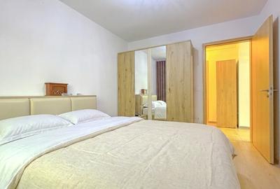 Apartament cu 2 camere nedecomandat, mobilat în Tractorul - 7