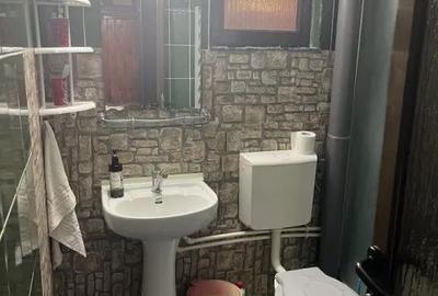 Casă cu 4 camere cu Teren 692 Mp în Vlădesti - 17