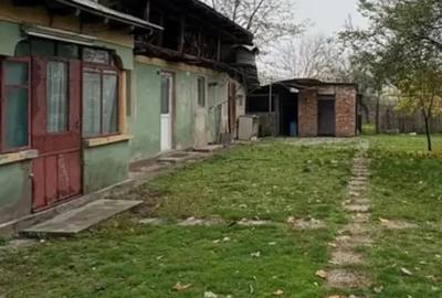 Vand Casa batraneasca in comuna Popesti-Palanga ,Arges - 1