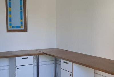 De inchiriat Spatii de birouri in Micro 16, Galati - 16